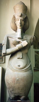 Colossal statue of Akhenaten