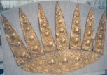 Gold rhomboid diadem